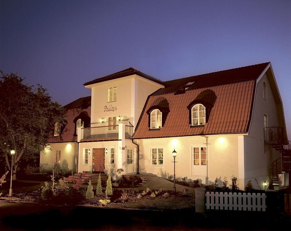 Nya Pallas Hotel Фалькенберг Экстерьер фото